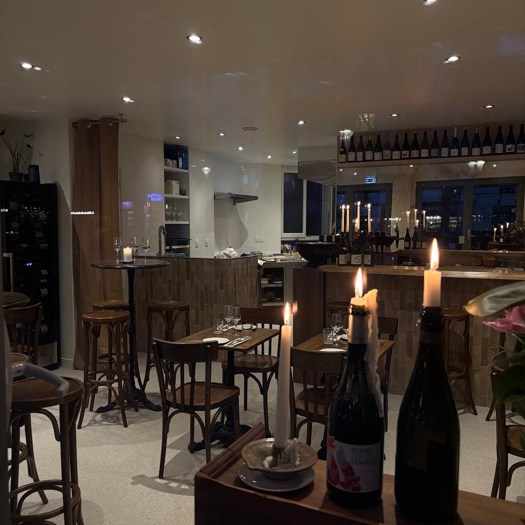 PIPA - bar à vin 2